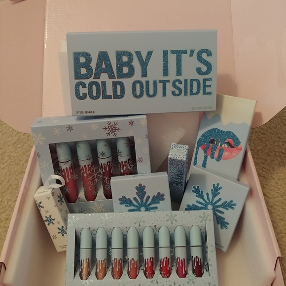 Kylie Cosmetics Other - 💋❄NWT Kylie Holiday Lip Set